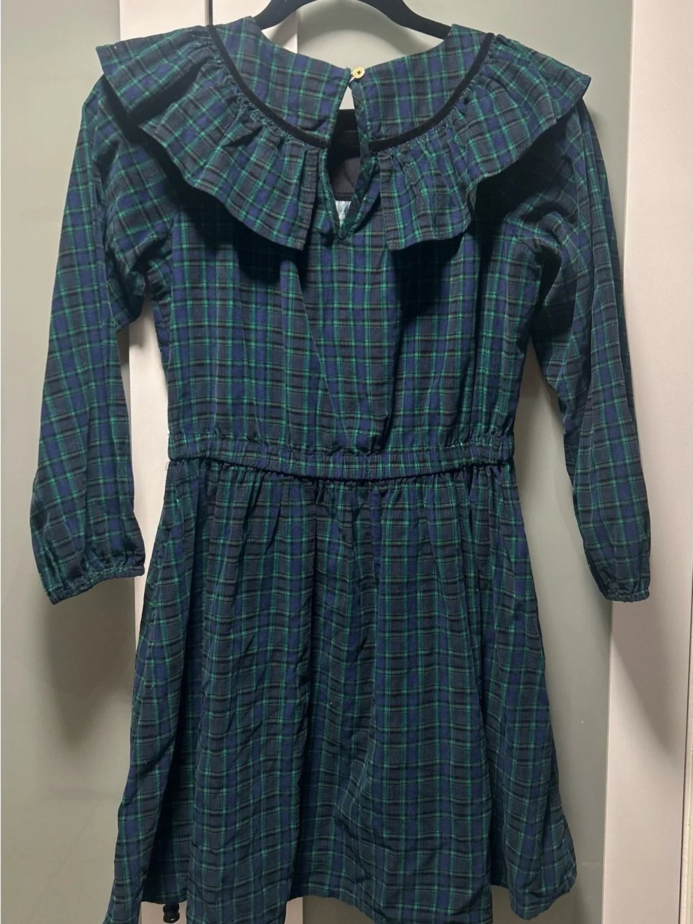 J.Crew crewcuts girls' Corduroy dress features a festive plaid pattern Size 12